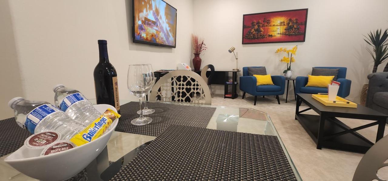 Private Lux Apartment In A New Community Фонтана Экстерьер фото